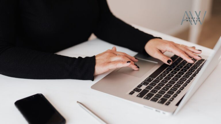 Read more about the article What to Expect From Telehealth Therapy for Anxiety