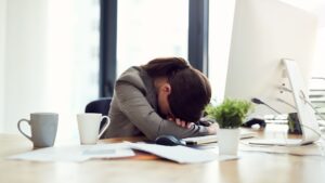 Read more about the article Why High-Performing Executives Burn Out, and Why Coaching Isn’t Enough